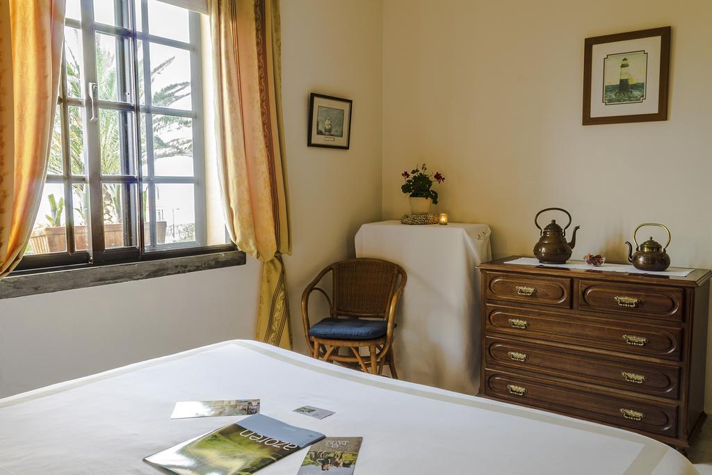 Vila Belgica Bed & Breakfast Horta  Room photo