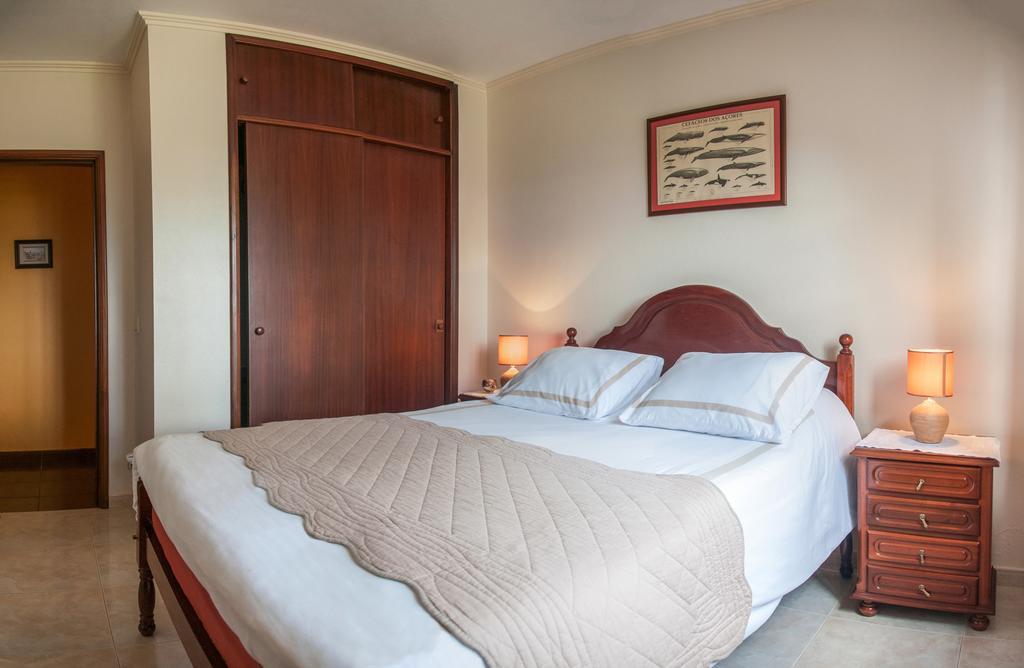Vila Belgica Bed & Breakfast Horta  Room photo