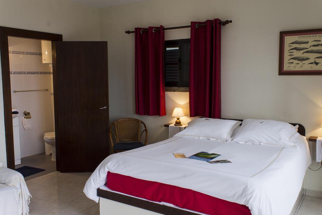 Vila Belgica Bed & Breakfast Horta  Room photo